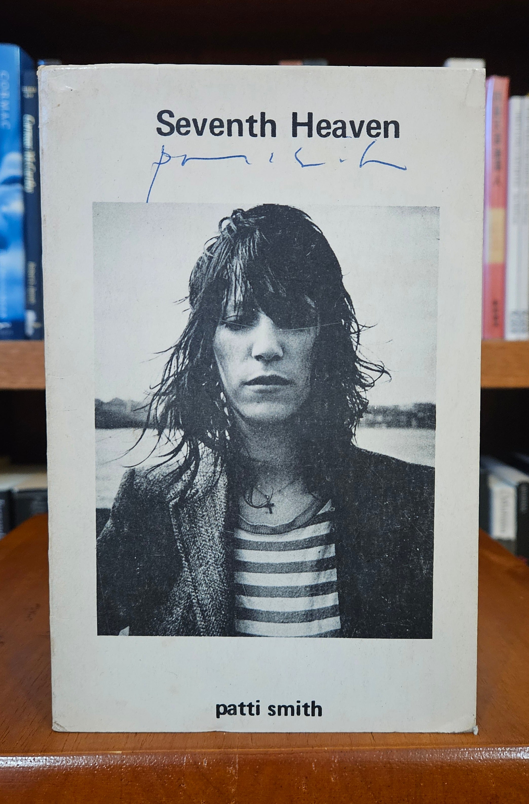Patti Smith★Seventh Heaven★1972年初版★絶版★詩集 Patti Smith☆Seventh Heaven☆1972年初版☆絶版☆詩集 - メルカリ
